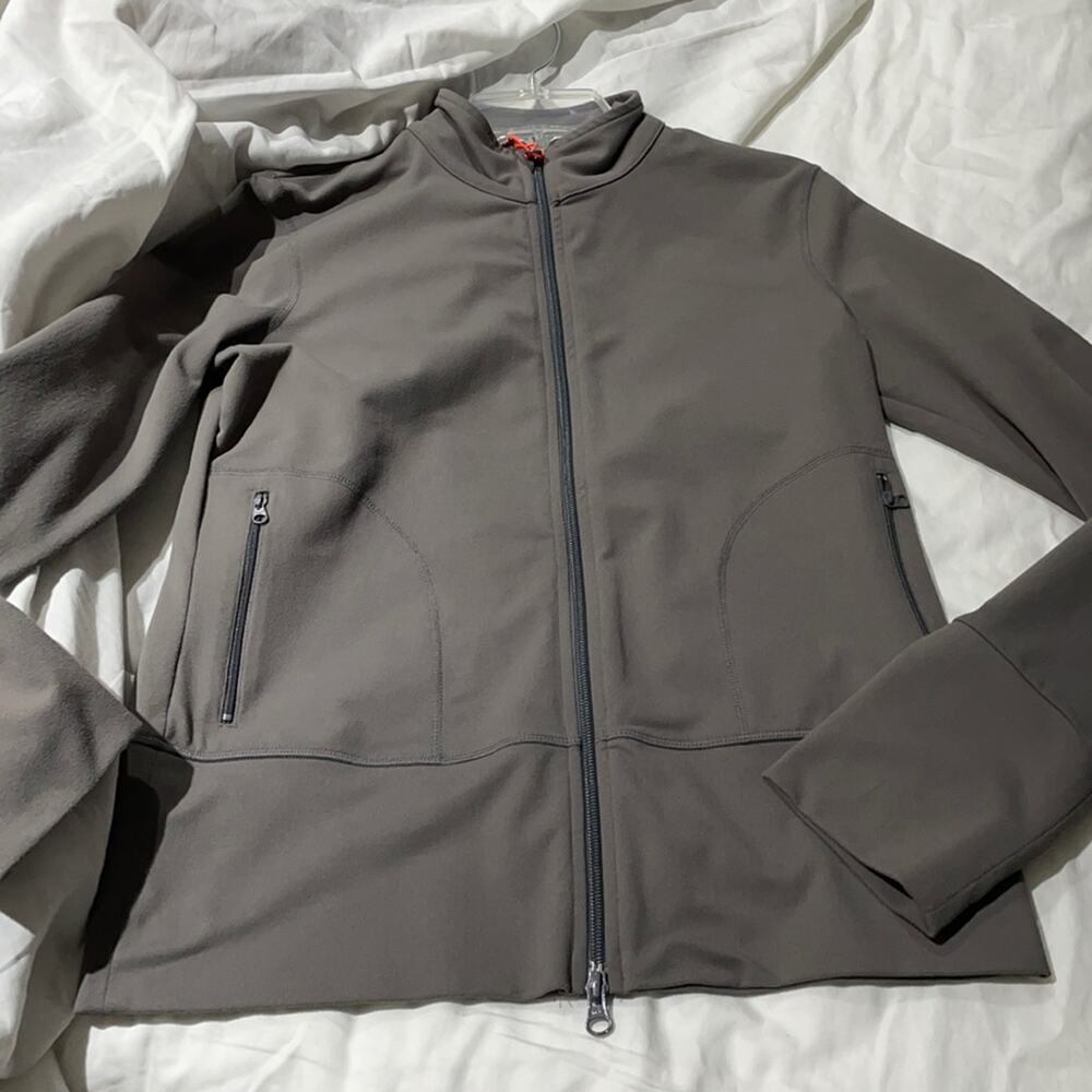 Zelle M stone colored full front zip jacket guc